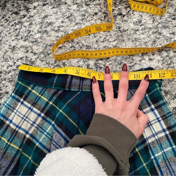 Vintage Plaid Pleaded Green Wool Skirt - Picture 7 of 8